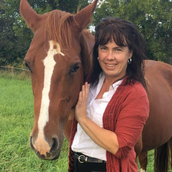 Christina, RVT and her horse